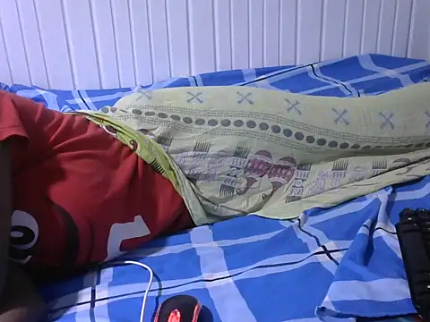 Snapshot of Sexy_baby004 chatting on 10/31/25, 08:44 Sexy baby004 online show from 10/31/25, 08:44