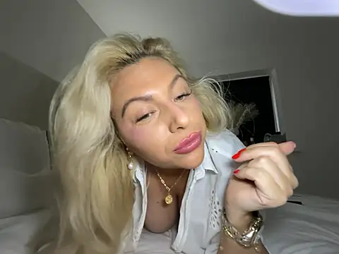 Arabellalee23 online show from 01/11/26, 03:30