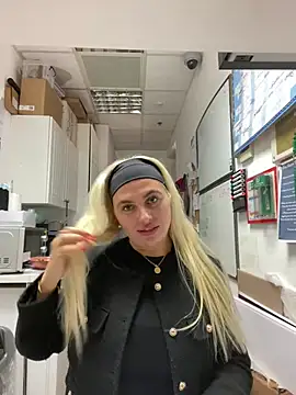 Arabellalee23 online show from 02/21/25, 04:05