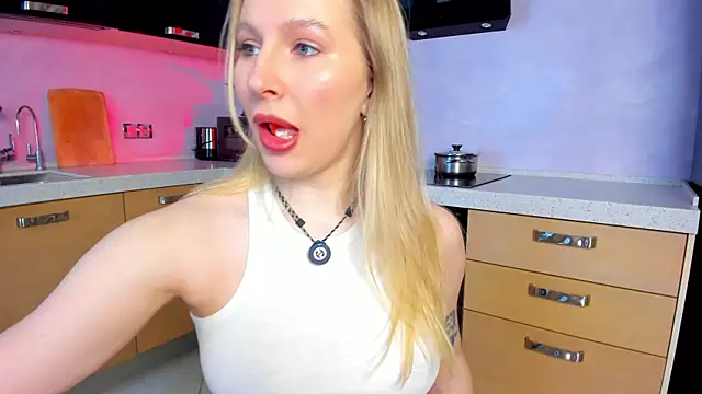 AnnLevine online show from 04/11/26, 01:15