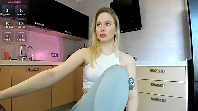 AnnLevine online show from 03/11/26, 01:27