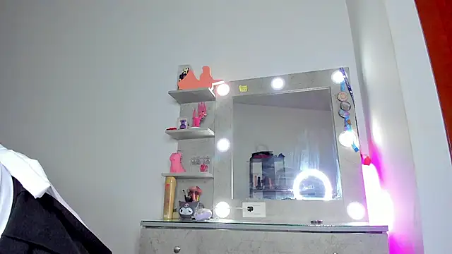 Snapshot of YouliteSllut2 chatting on 01/07/26, 07:41 YouliteSllut2 online show from 01/07/26, 07:41