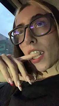 Snapshot of YouliteSllut2 chatting on 02/27/25, 11:26 YouliteSllut2 online show from 02/27/25, 11:26