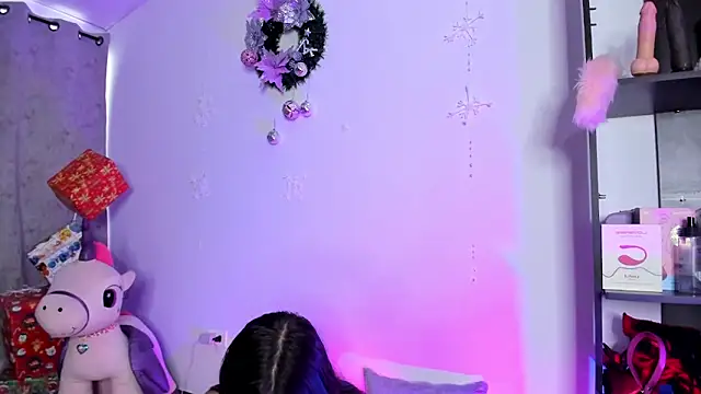 Snapshot of YouliteSllut2 chatting on 12/17/25, 09:53 YouliteSllut2 online show from 12/17/25, 09:53