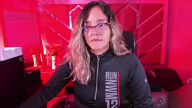 Olivia Fox69 online show from 02/10/26, 03:27