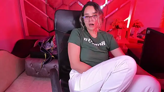 Olivia Fox69 online show from 02/08/26, 03:59