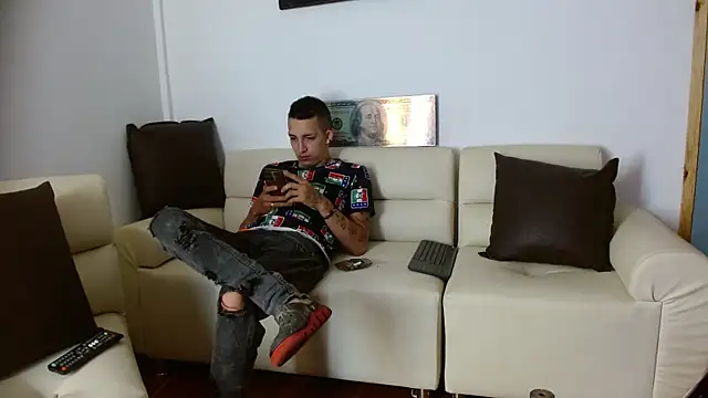 Snapshot of parejacaliente20154 chatting on 03/06/25, 02:08 parejacaliente20154 online show from 03/06/25, 02:08