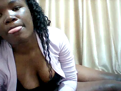 sweetangel41 online show from 04/12/26, 06:16