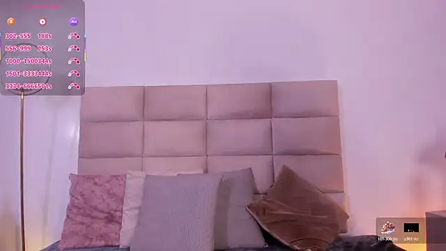 Snapshot of AngelyRosse1 chatting on 11/05/25, 04:04 AngelyRosse1 online show from 11/05/25, 04:04