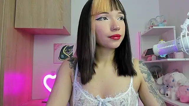 Artic love online show from 11/22/25, 01:37