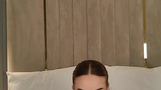 AnneSand online show from 06/03/26, 04:02