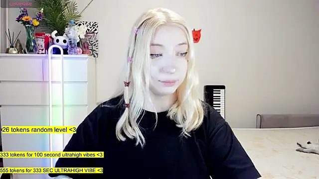 aya katana online show from 12/03/25, 12:23