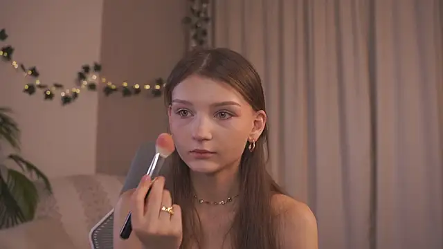 CindyGarrison online show from 10/18/25, 01:29