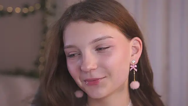 CindyGarrison online show from 09/19/25, 02:04