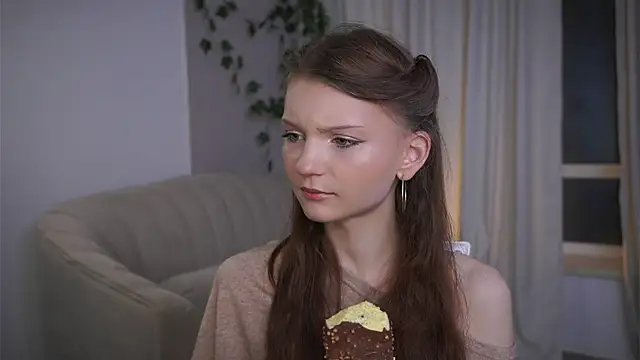 Snapshot of CindyGarrison chatting on 04/25/26, 11:13 CindyGarrison online show from 04/25/26, 11:13