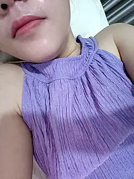 Snapshot of Sexyass13 chatting on 10/15/25, 06:05 Sexyass13 online show from 10/15/25, 06:05