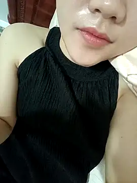 Snapshot of Sexyass13 chatting on 10/18/25, 12:34 Sexyass13 online show from 10/18/25, 12:34