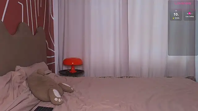 EvaCroan online show from 11/06/25, 09:13