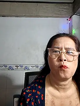 phnz online show from 11/15/25, 07:45