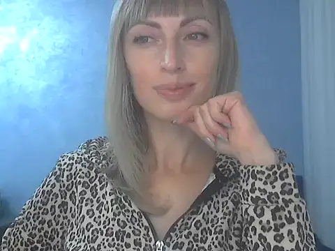 EffectMaya online show from 10/19/25, 02:31