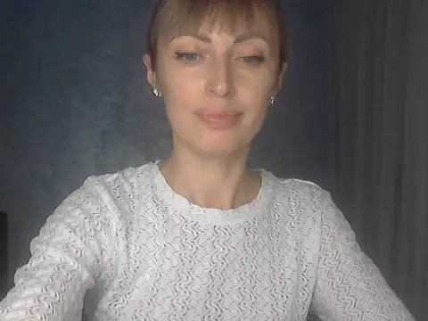 EffectMaya online show from 11/18/25, 05:49