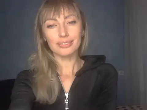 EffectMaya online show from 11/30/25, 01:12