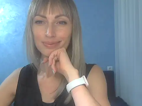 EffectMaya online show from 10/25/25, 03:23