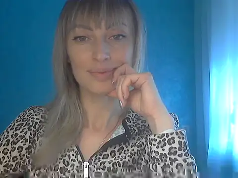 EffectMaya online show from 11/28/25, 10:37