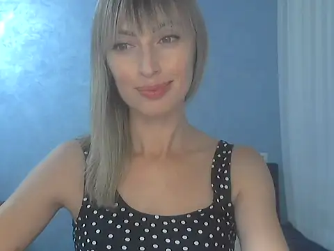 EffectMaya online show from 09/18/25, 02:53