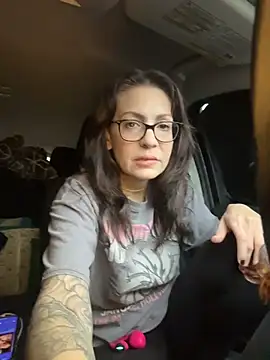 BeautifulMesss online show from 04/04/26, 10:49