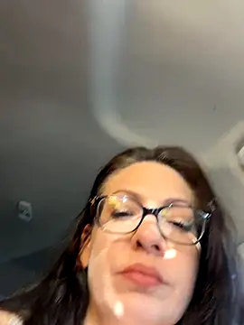 BeautifulMesss online show from 11/28/25, 03:56