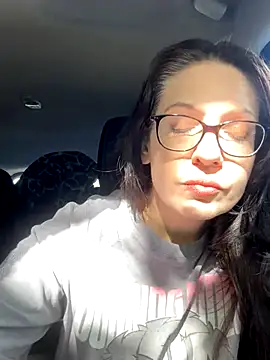 BeautifulMesss online show from 10/23/25, 03:32