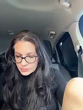 BeautifulMesss online show from 11/17/25, 04:11