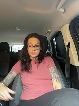 BeautifulMesss online show from 04/25/26, 03:31