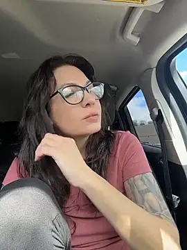 BeautifulMesss online show from 04/20/26, 03:46