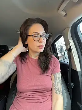 BeautifulMesss online show from 03/26/26, 03:43