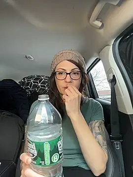 BeautifulMesss online show from 02/19/26, 04:04