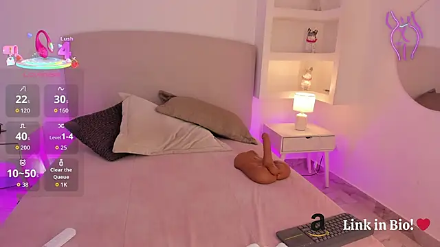 Snapshot of nathalynbarnes chatting on 09/18/25, 11:02 nathalynbarnes online show from 09/18/25, 11:02