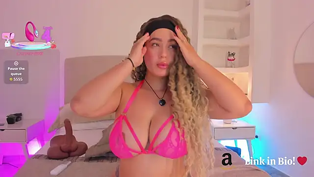 Snapshot of nathalynbarnes chatting on 09/12/25, 10:59 nathalynbarnes online show from 09/12/25, 10:59