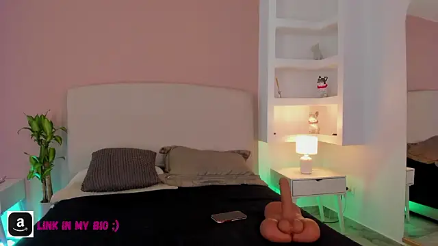 nathalynbarnes online show from 03/24/26, 10:59