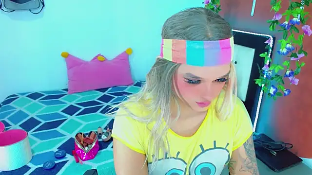 TaylorMon online show from 12/22/25, 07:36