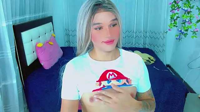 TaylorMon online show from 03/18/26, 01:42