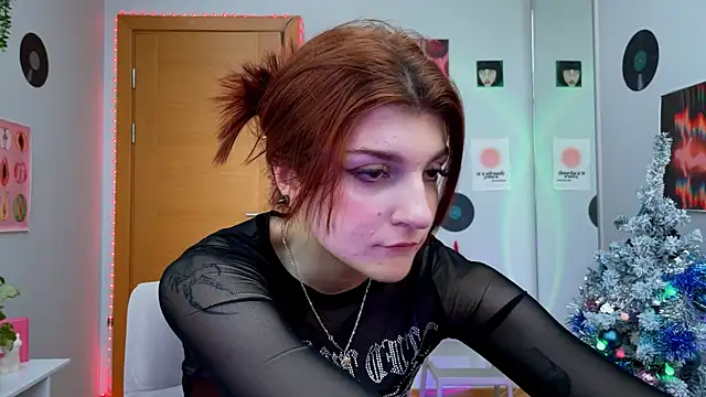 Snapshot of Bunny_ShyGirl chatting on 12/27/24, 08:02 Bunny ShyGirl online show from 12/27/24, 08:02