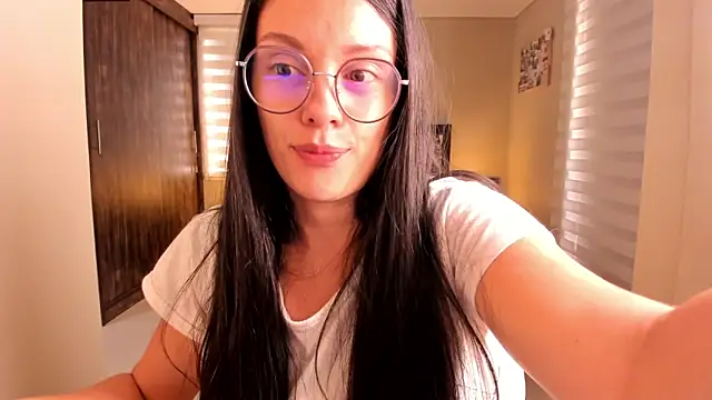anabel 025 online show from 03/18/25, 03:44