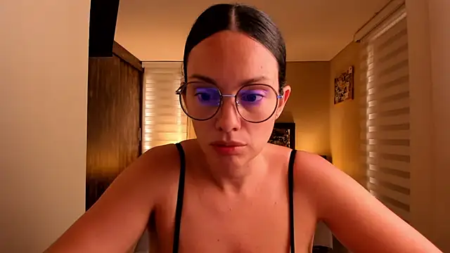 Snapshot of anabel_025 chatting on 01/08/26, 12:44 anabel 025 online show from 01/08/26, 12:44