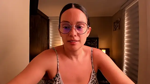 anabel 025 online show from 12/18/25, 05:28