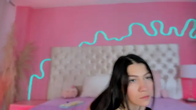 Snapshot of Julieta_Cortes__ chatting on 02/07/26, 12:13 Julieta Cortes online show from 02/07/26, 12:13