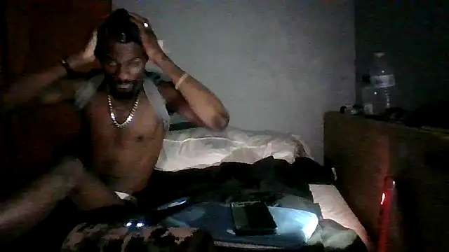 Snapshot of mexxy_l chatting on 10/26/25, 04:13 mexxy l online show from 10/26/25, 04:13