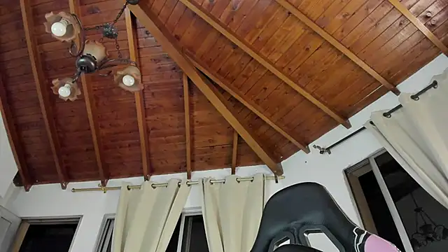 IsaFontanna online show from 01/10/26, 04:52