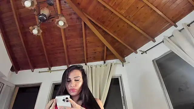 IsaFontanna online show from 11/06/25, 01:53